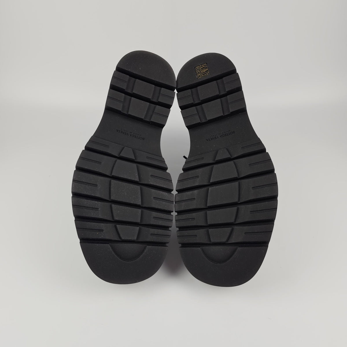 BOTTEGA VENETA Haddock Black Leather Shoes New & Authentic