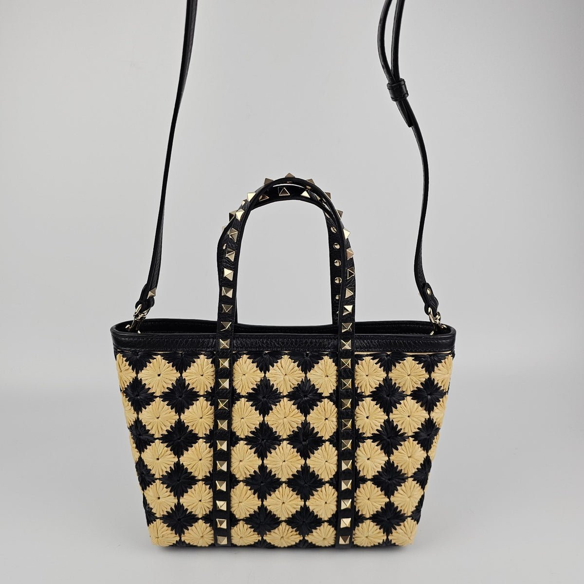 VALENTINO GARAVANI Rockstud Spike Shopper Black Yellow Raffia Tote Bag New