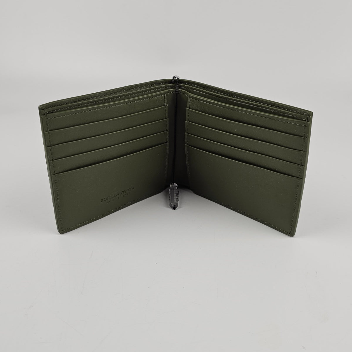 BOTTEGA VENETA Intrecciato $690 Green Bi-Fold Wallet New & Authentic