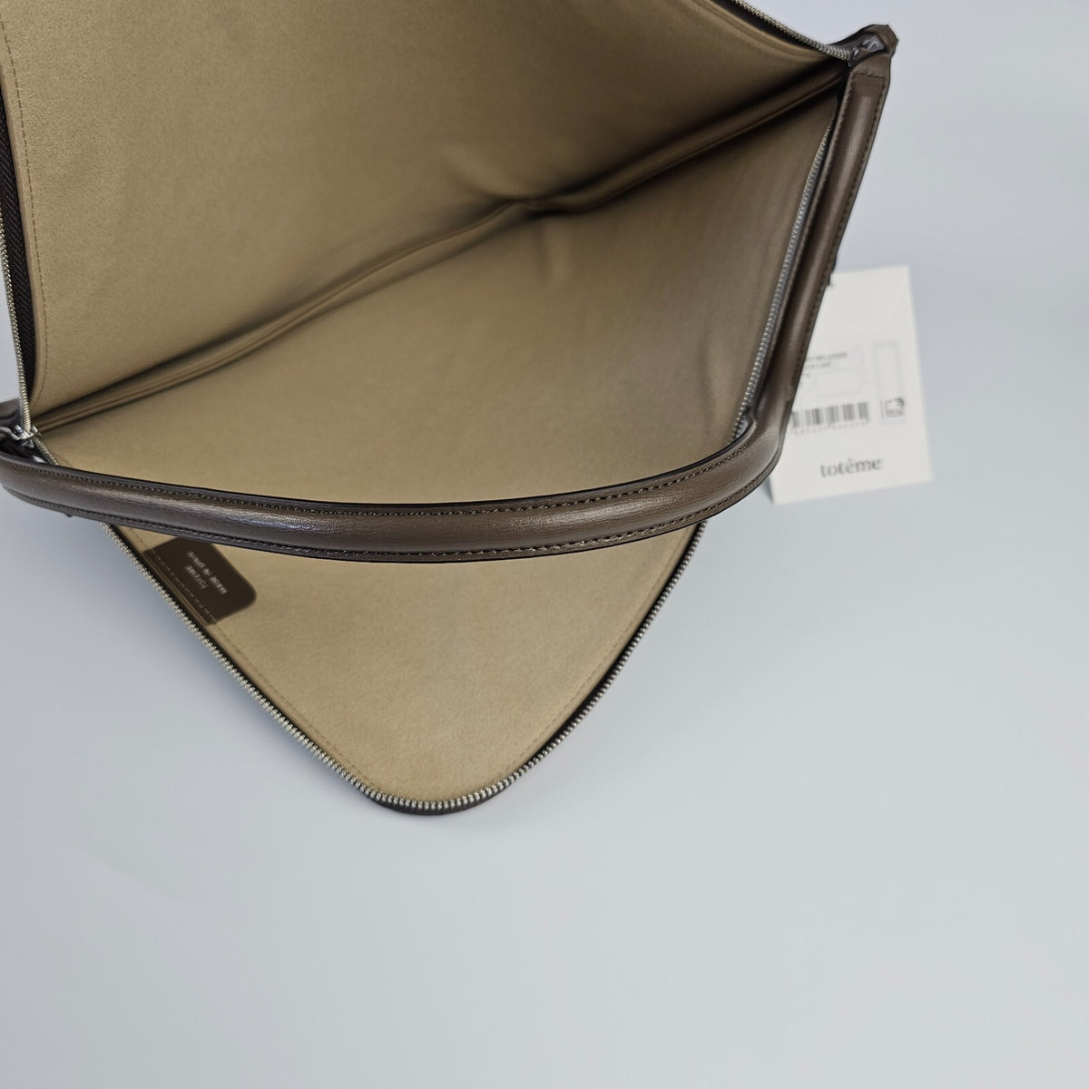 TOTEME $590 Ash Slim Tote Bag New And Authentic