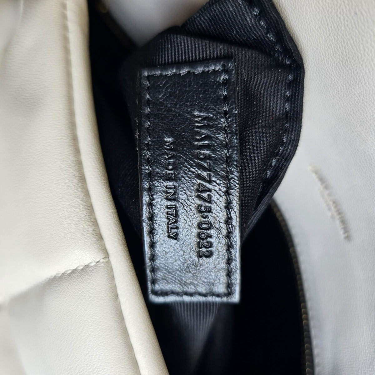 SAINT LAURENT Puffer Medium $3550 Blanc Vintage Nappa Leather Shoulder Bag New