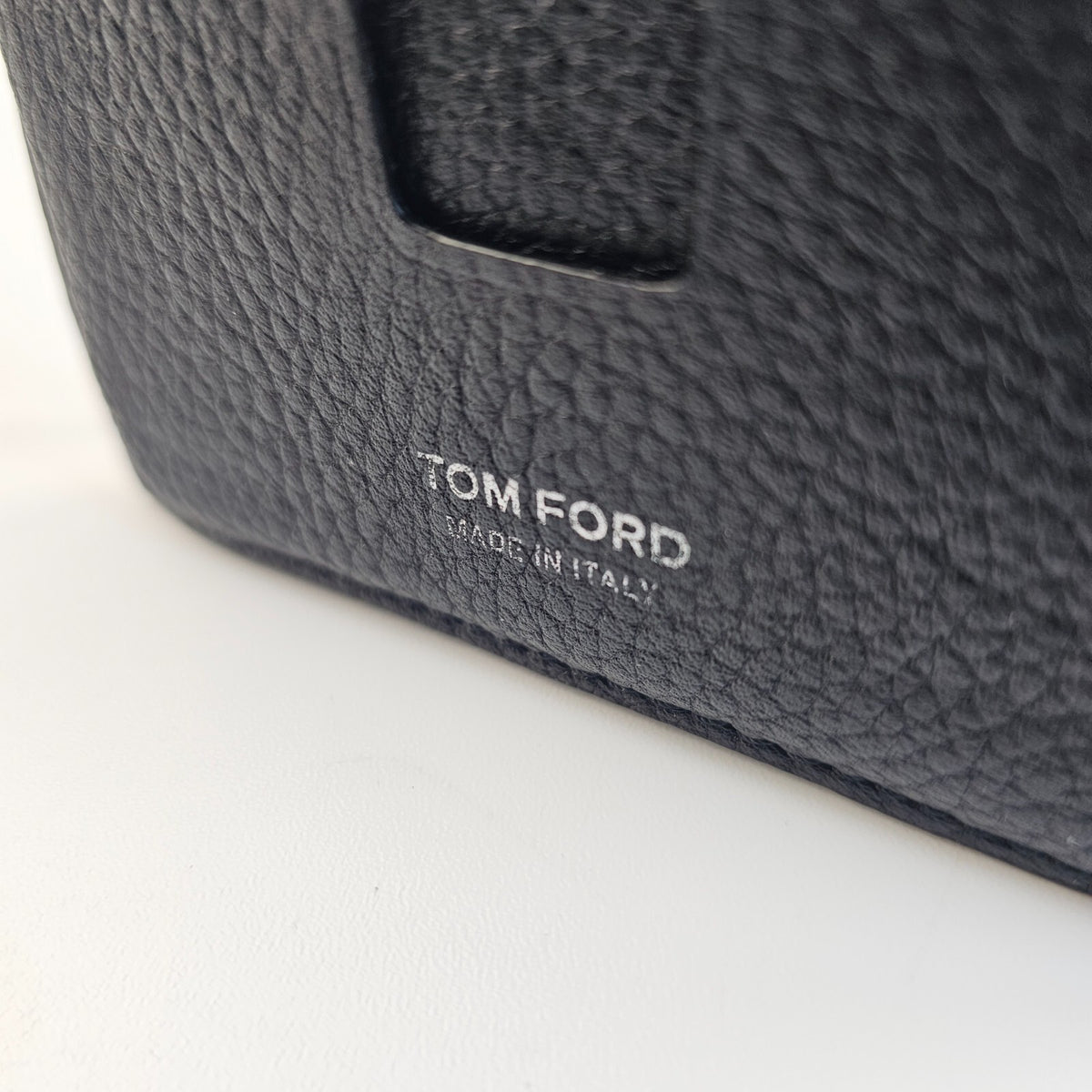 TOM FORD Men's Black Grain Leather Classic Card Holder Used