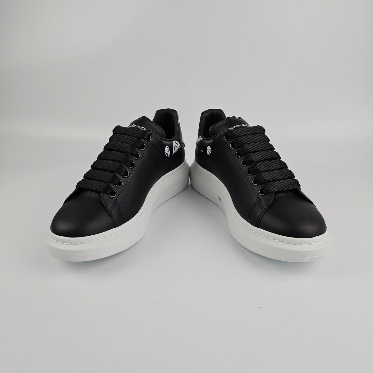 ALEXANDER MCQUEEN Men's Oversized Black/White $760 Sneakers New & Authentic