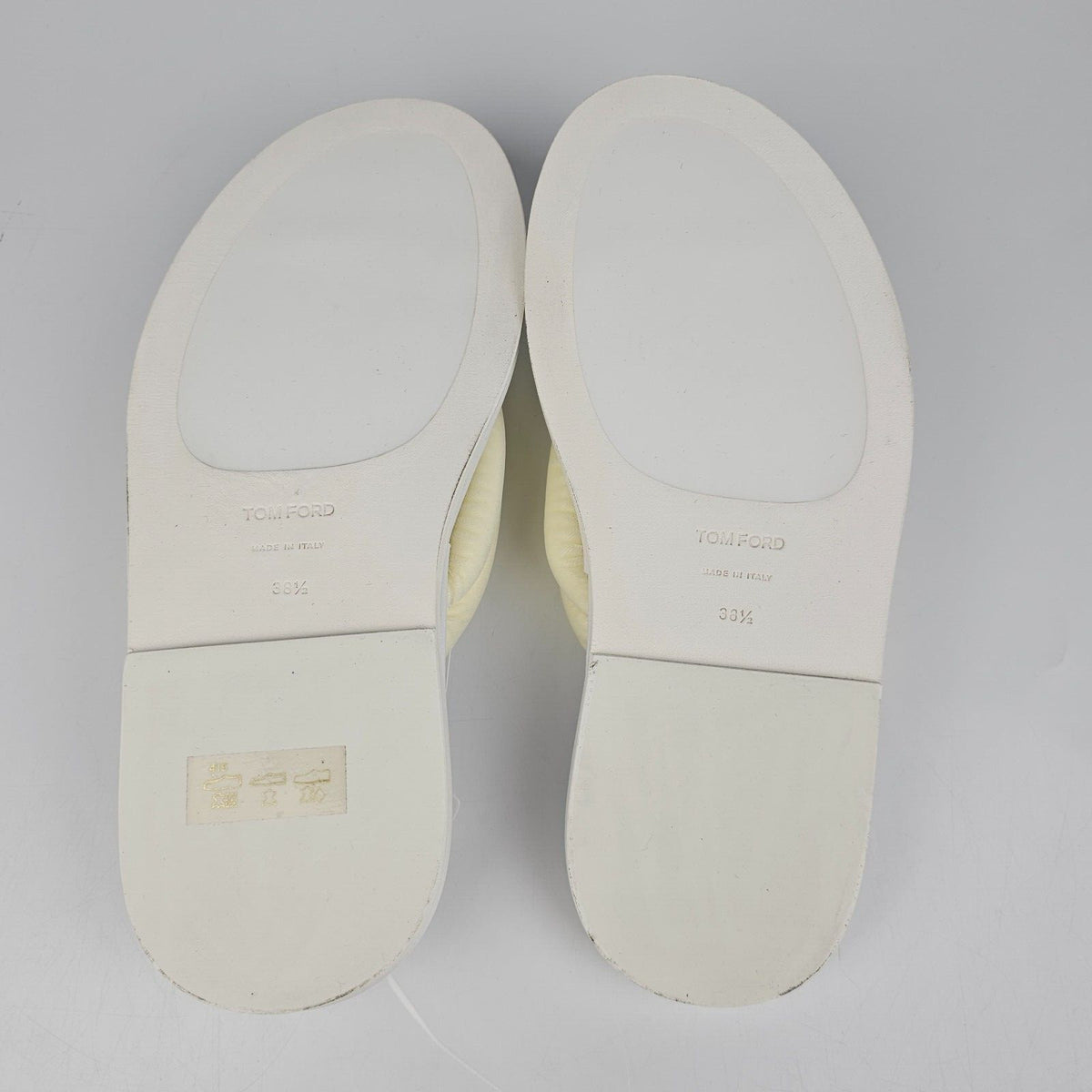 TOM FORD Brighton White Velvet Flip Flops New Size 38.5 US 8.5