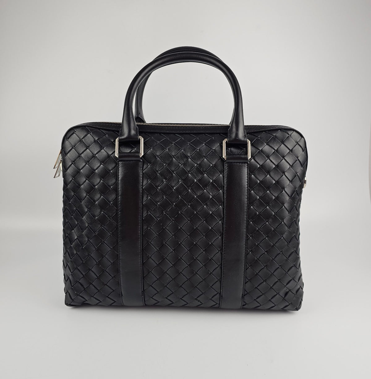 BOTTEGA VENETA $4100 Black Slim Intrecciato Leather Briefcase New & Authentic