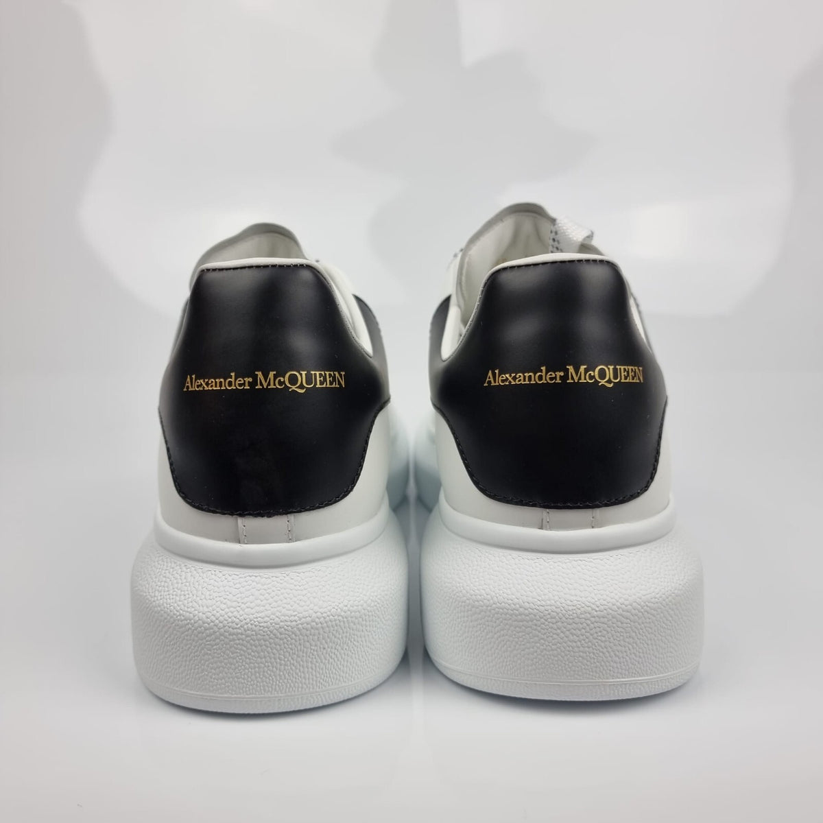 ALEXANDER MCQUEEN Larry White And Black Leather Sneakers New Size 41 US 8