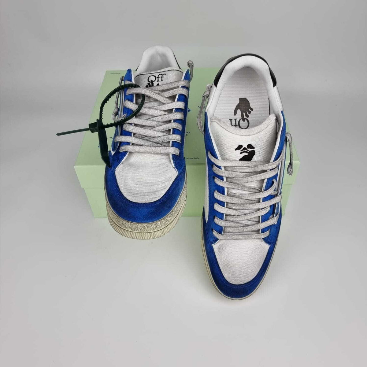 OFF-WHITE 5.0 Men's White And Blue Low Top Sneakers New Size 41 US 8