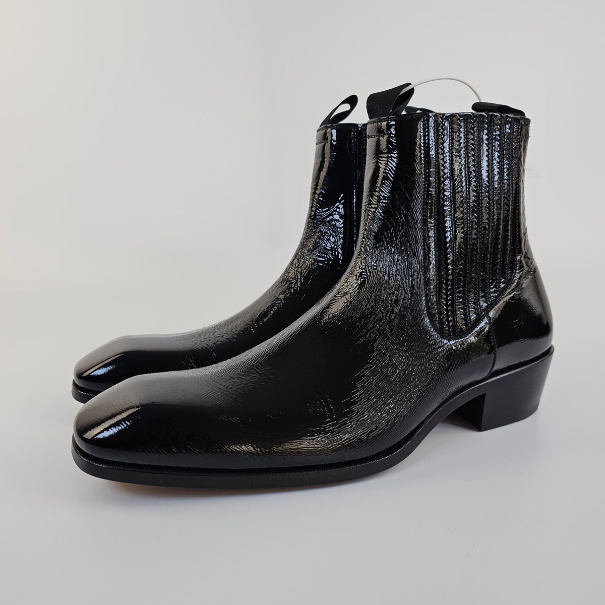 TOM FORD Bailey Black Crackled Leather Chelsea Boots Size US 10