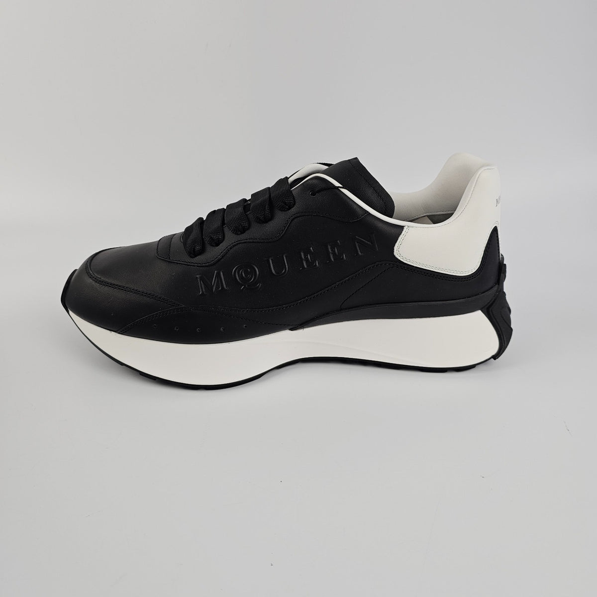 ALEXANDER MCQUEEN Sprint Runner $850 Men's Black/White Sneakers New & Authentic