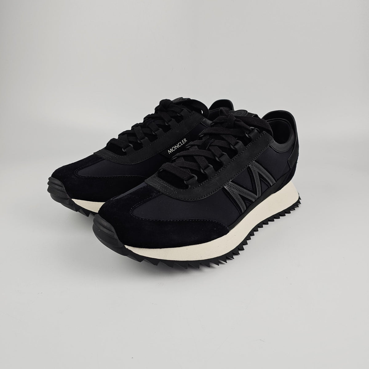 MONCLER Pacey2 $710 Black Sneakers New