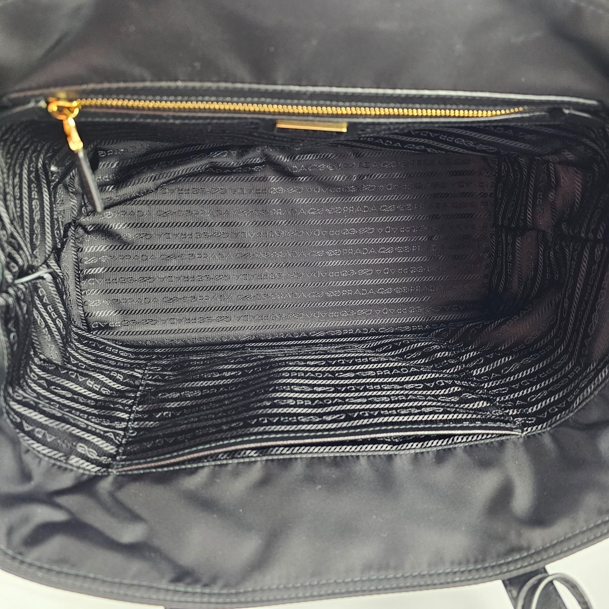PRADA Re-Edition 1978 $2050 Medium Black Re-Nylon Tote Bag New And Authentic