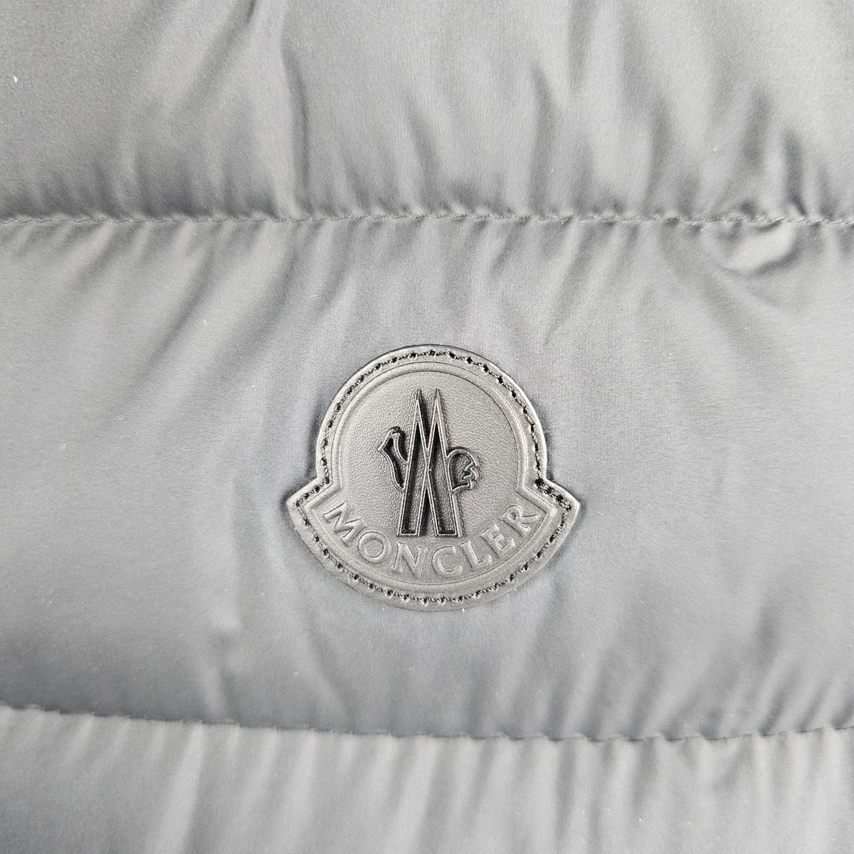 MONCLER Lechtal $1115 Men's Black Down Vest New