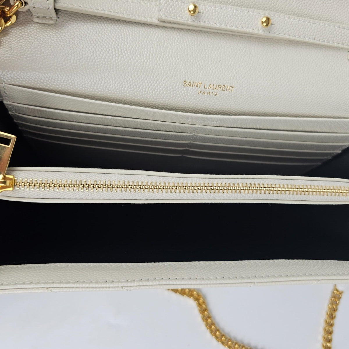 SAINT LAURENT Cassandre Classic $1690 Blanc Vintage Leather Chain Wallet New