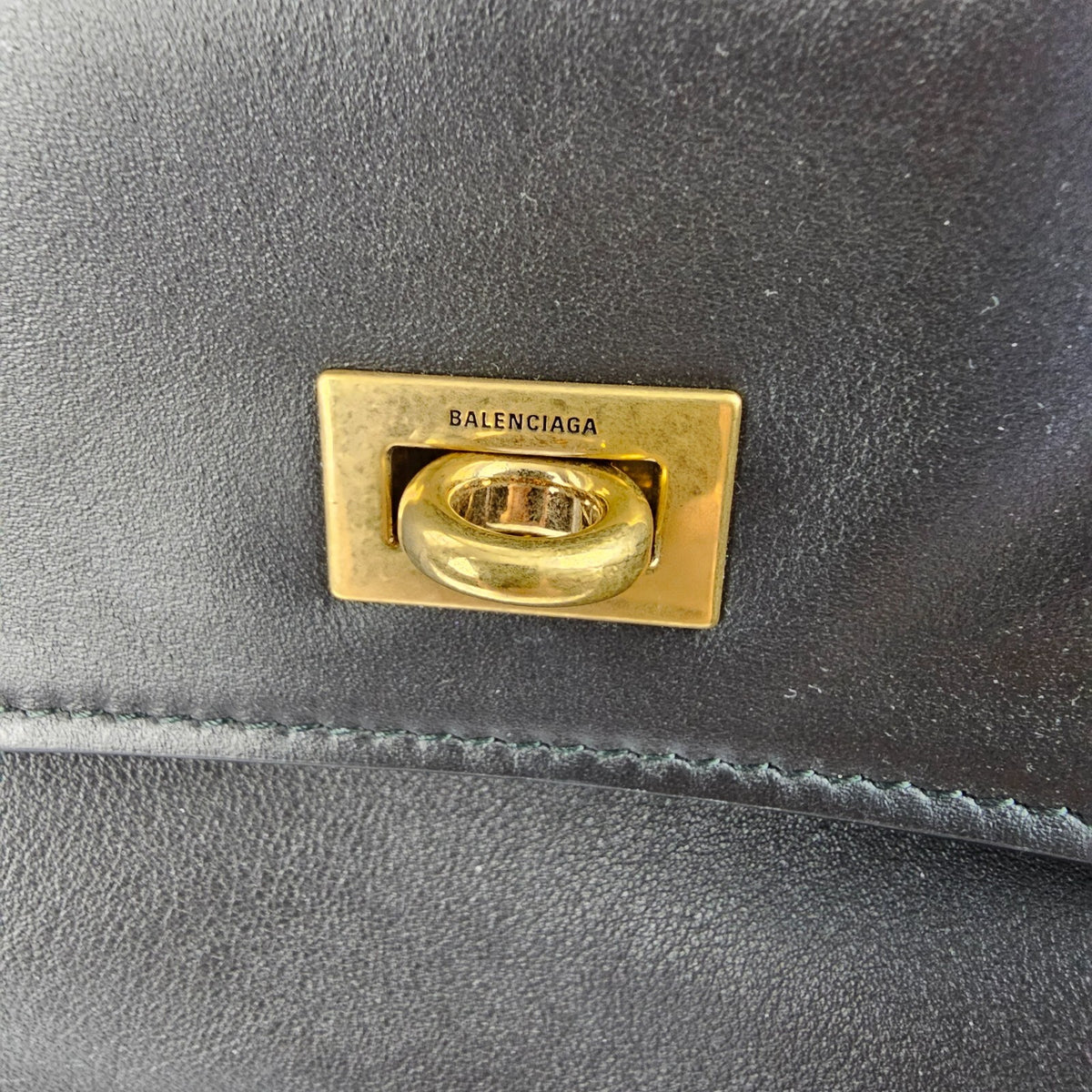 BALENCIAGA Rodeo Medium $4450 Black With Gold Leather Handbag New And Authentic