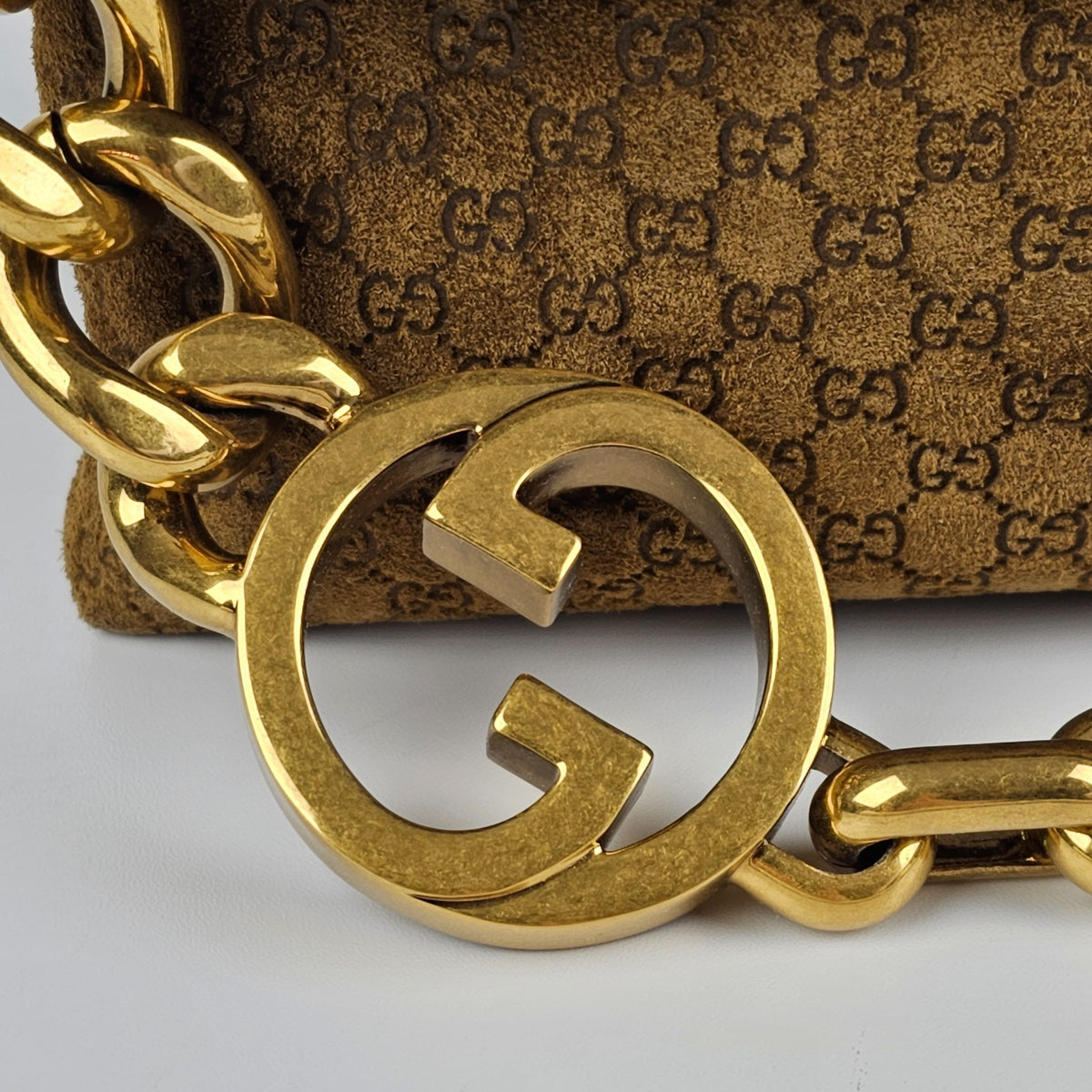 GUCCI $4600 Brown GG Suede Large With Chain Shoulder Bag New & Authentic