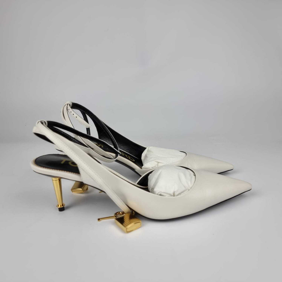TOM FORD 55mm Padlock White Leather Pumps New Size 37.5 US 7.5