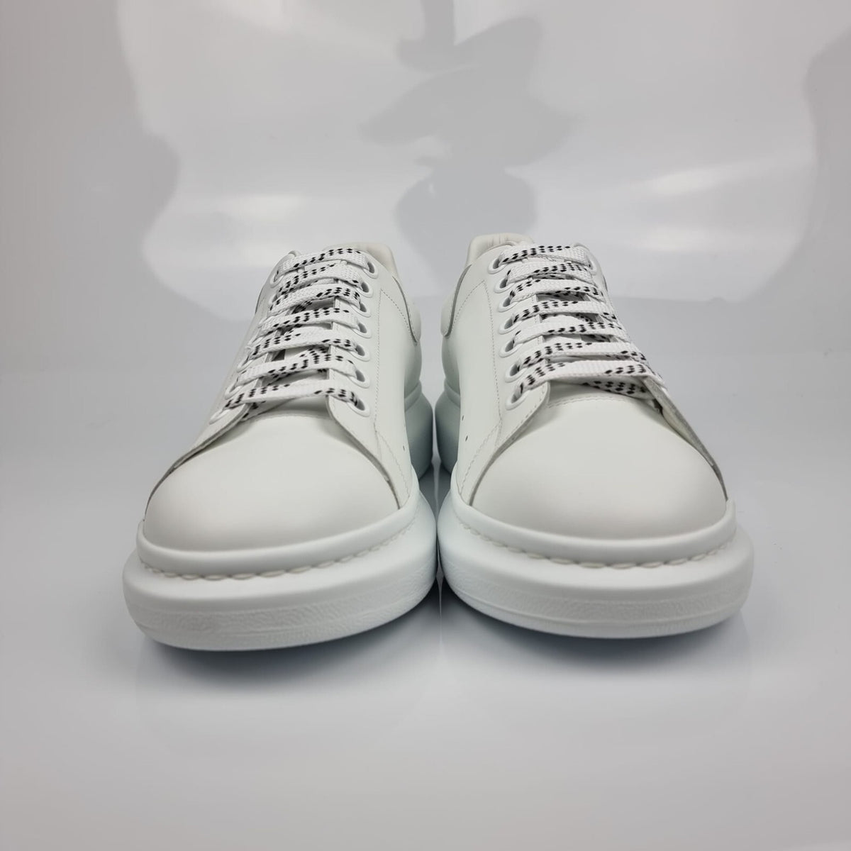 ALEXANDER MCQUEEN Larry Oversized White Leather Sneakers New Size 39 US 6
