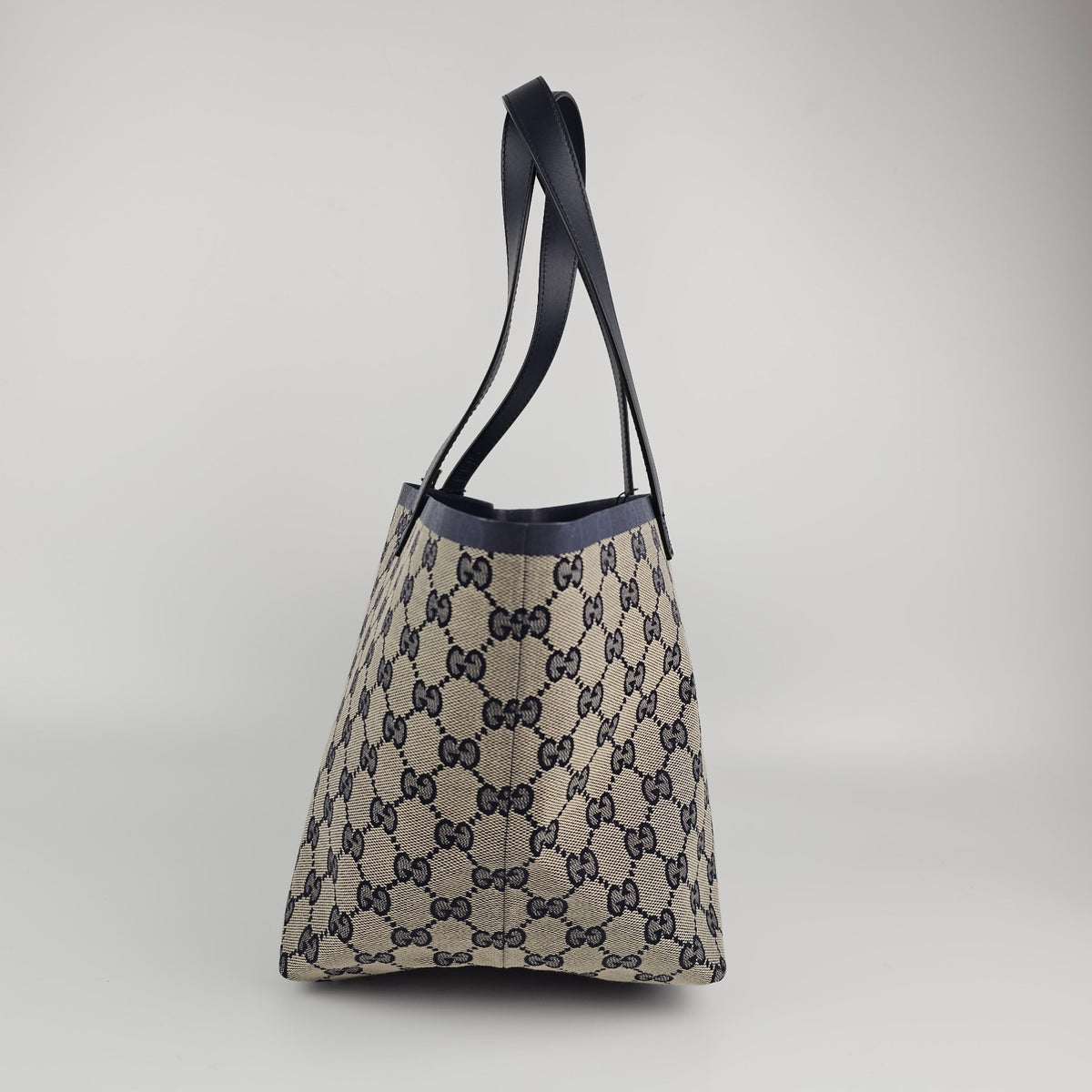 GUCCI Totissima Small $2100 Beige And Blue GG Canvas Tote Bag New & Authentic