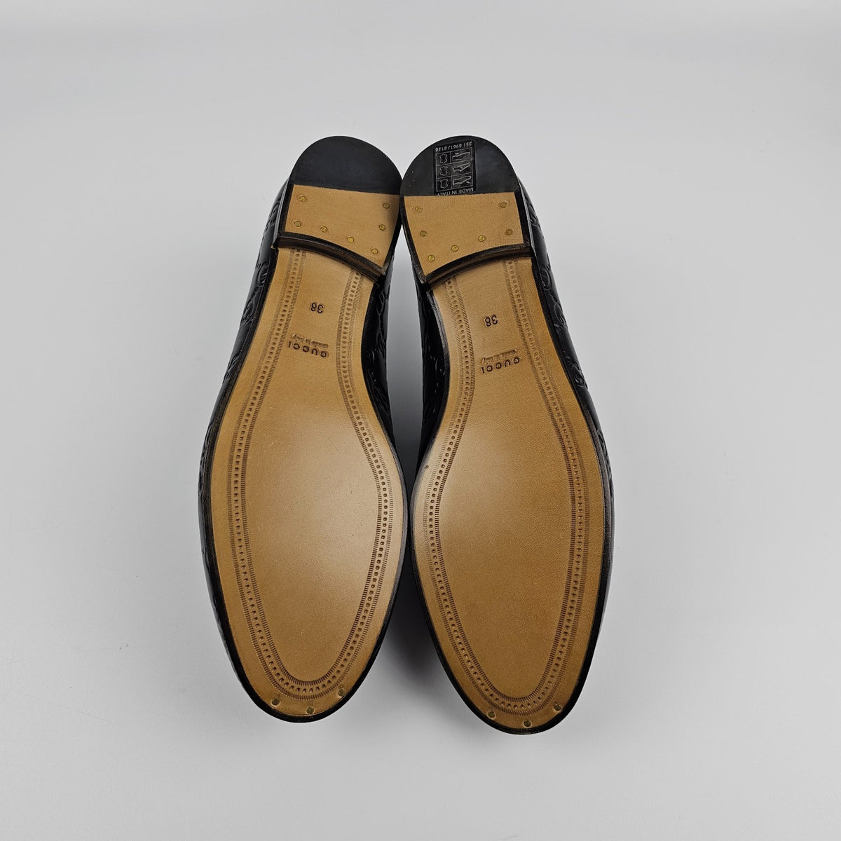 GUCCI Jordaan $1050 Women's Black GG Leather Loafers New & Authentic