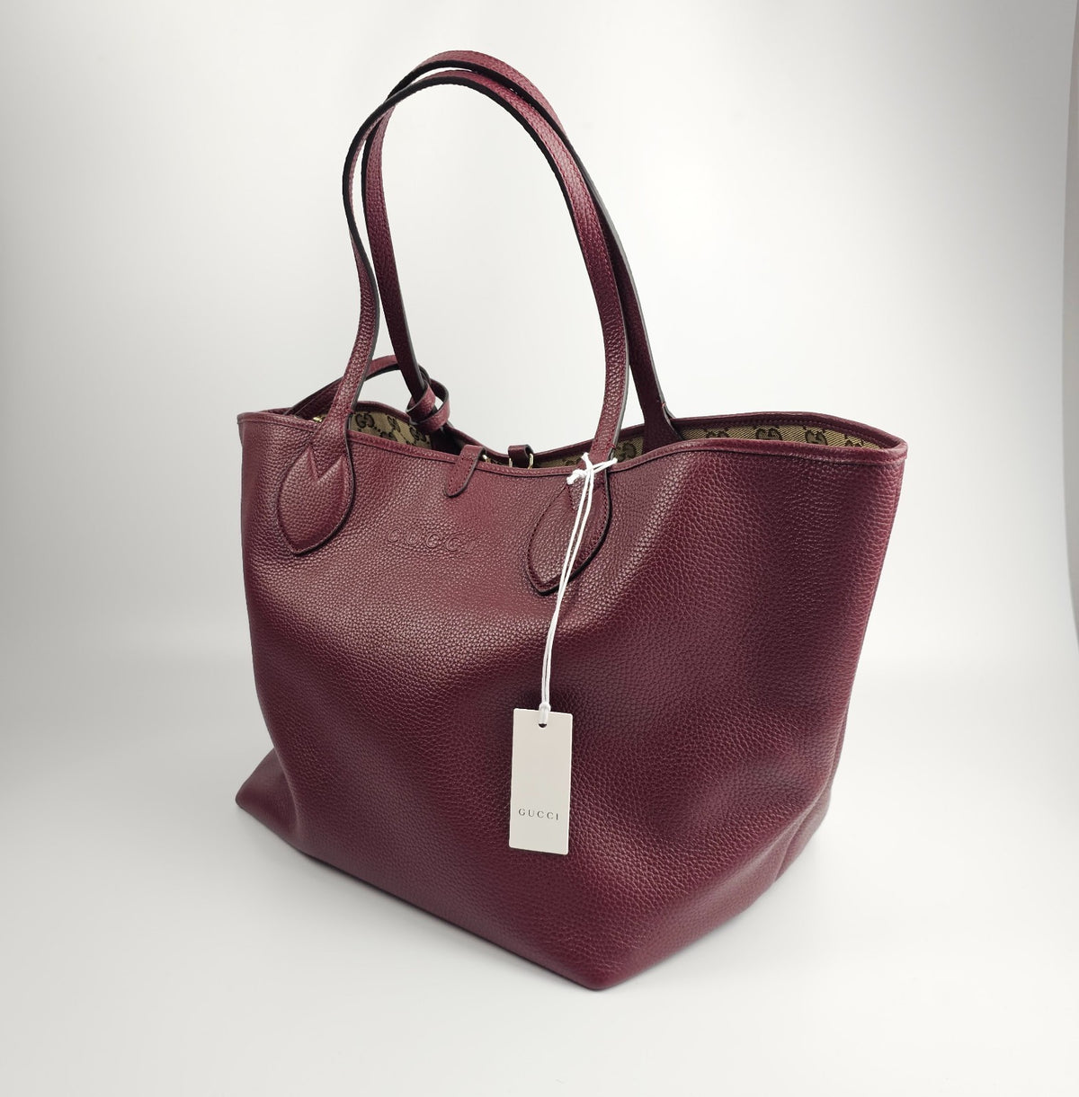 GUCCI Totissima Large $2800 Rosso Ancora Red Leather Tote Bag New & Authentic
