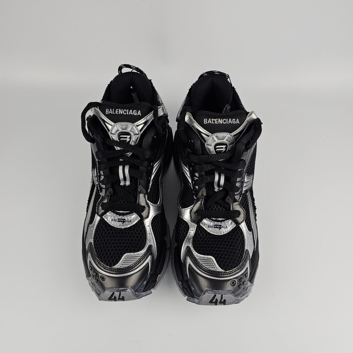 BALENCIAGA Runner $1190 Men's Black/Silver Sneakers New & Authentic