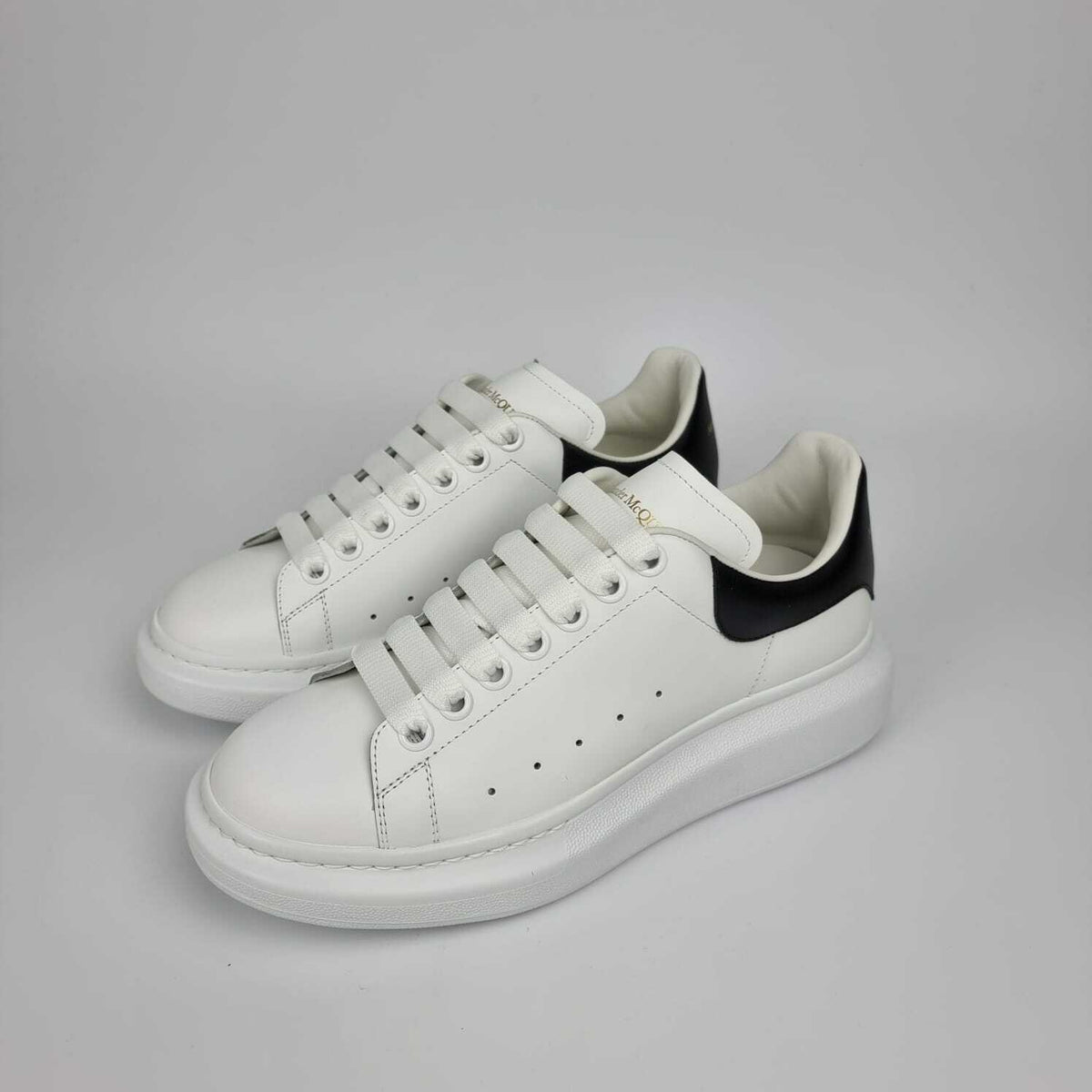 ALEXANDER MCQUEEN Oversized White And Black Sneakers New