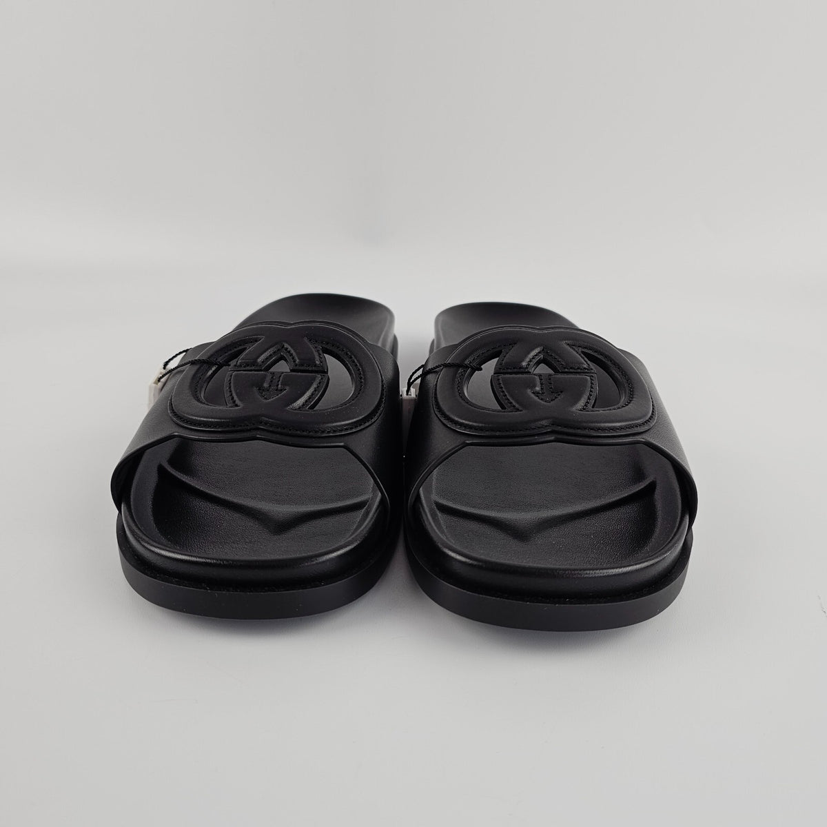 GUCCI Interlocking G $920 Black Leather Sandals New & Authentic