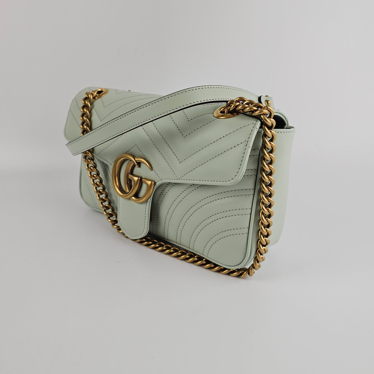 Gucci Marmont Medium GG $2850 Pale Green Leather Shoulder Bag New And Authentic