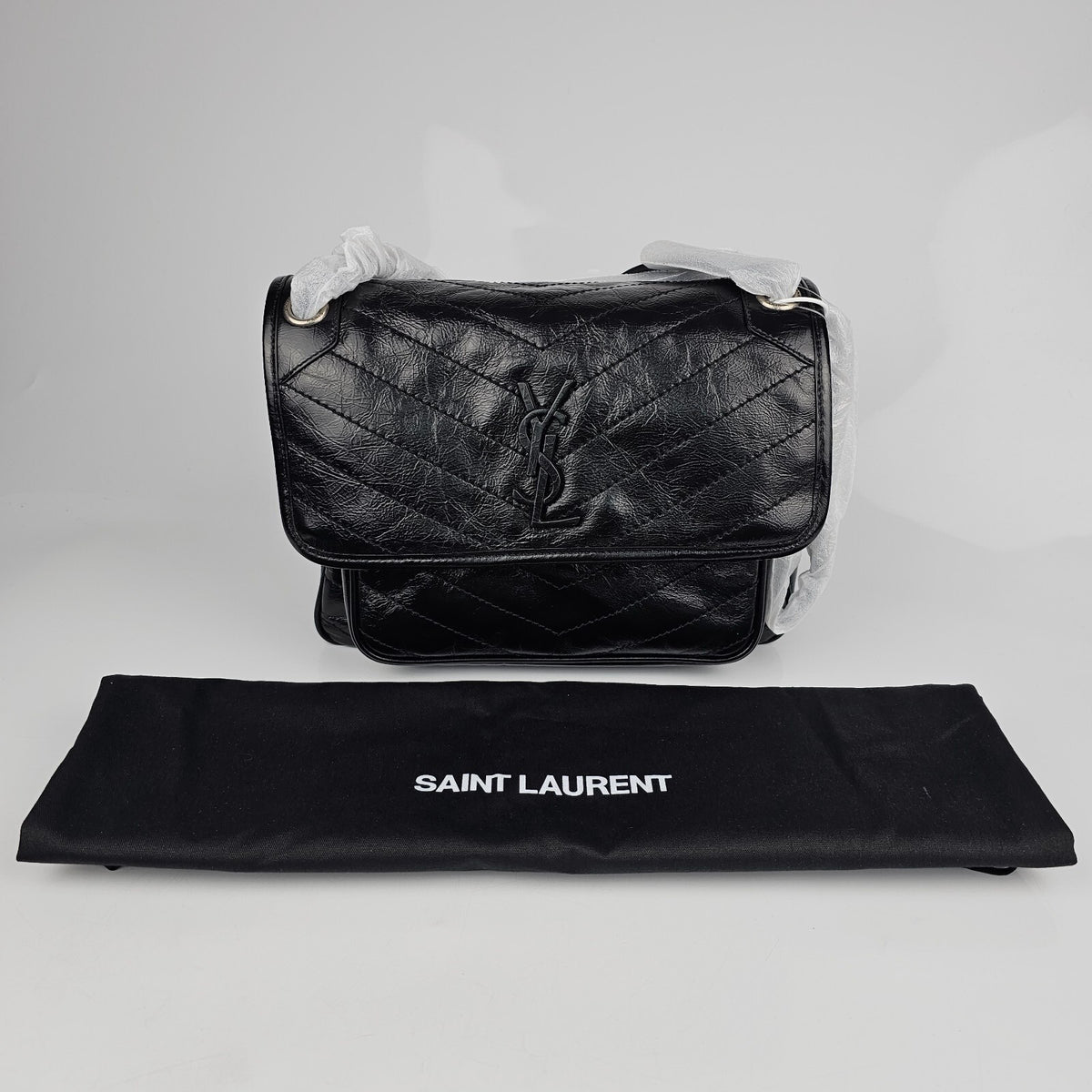 SAINT LAURENT Medium Niki Black Leather Bag New