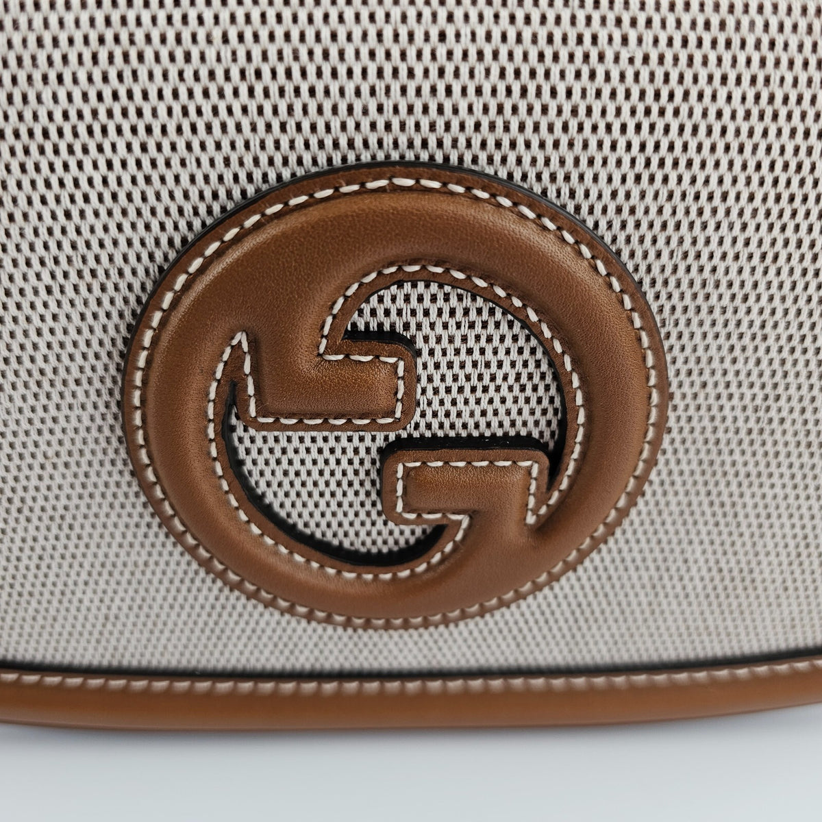 GUCCI Blondie Medium $3900 Natural Cotton And Brown Leather Top Handle Bag New