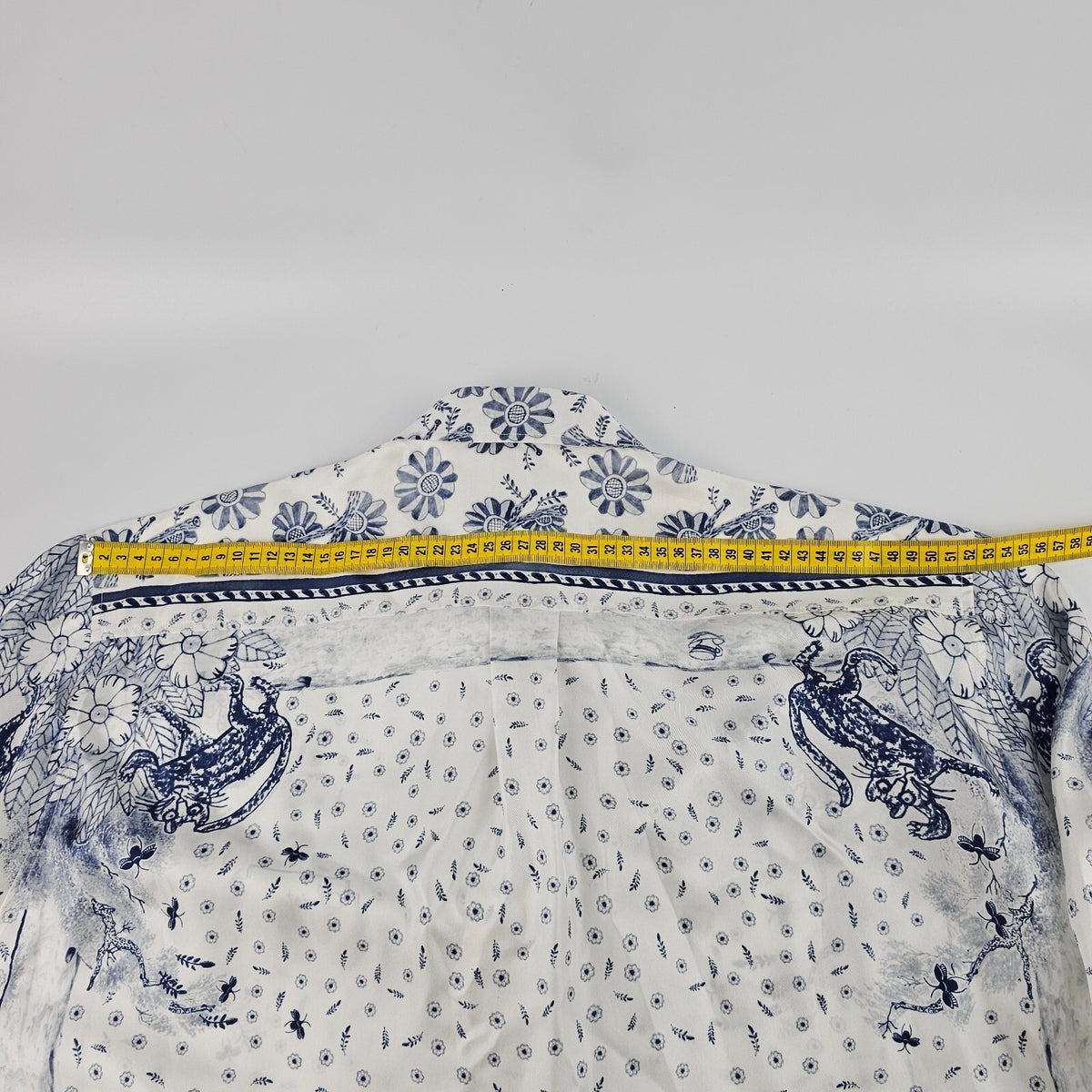 DIOR $2250 White And Navy Blue Silk Shirt New & Authentic Size 39
