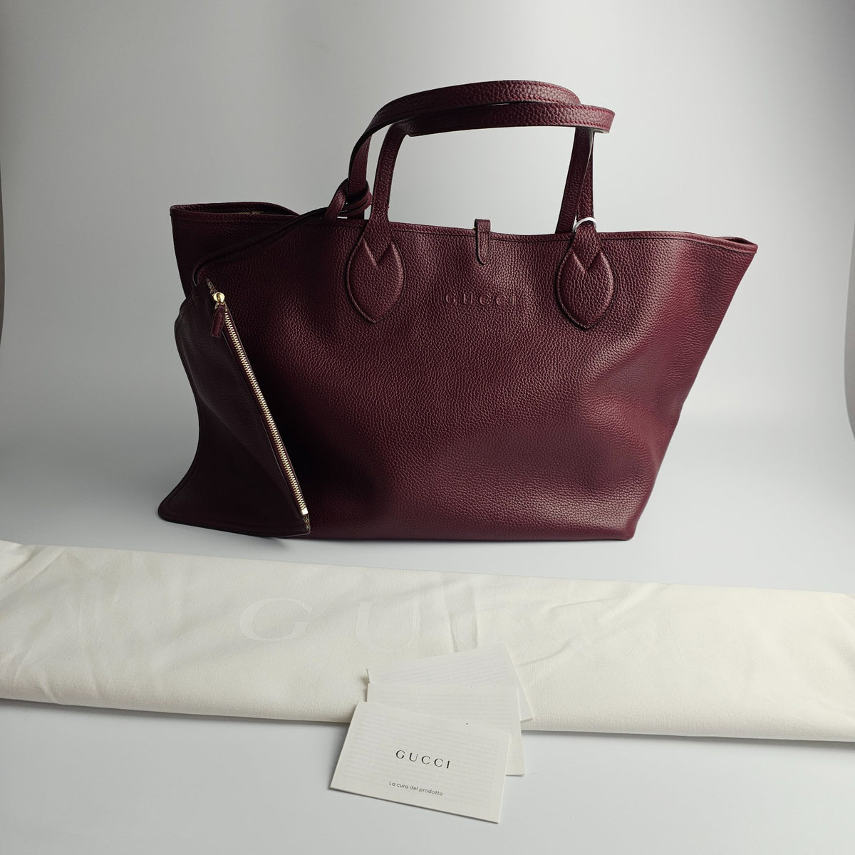 GUCCI Totissima Large $2800 Rosso Ancora Red Leather Tote Bag New & Authentic