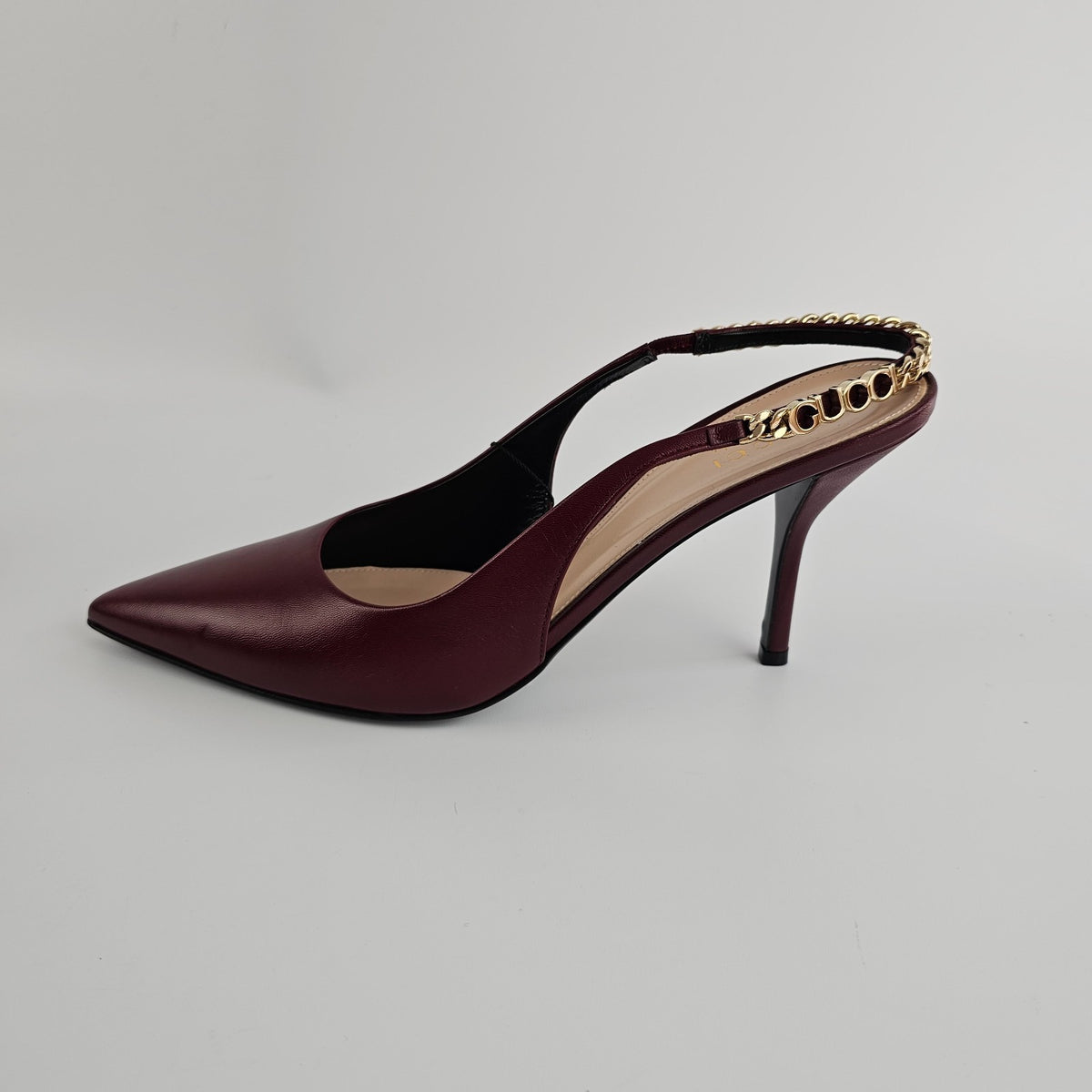 GUCCI Signoria $1150 Rosso Ancora Red Leather Slingback Pumps New & Authentic