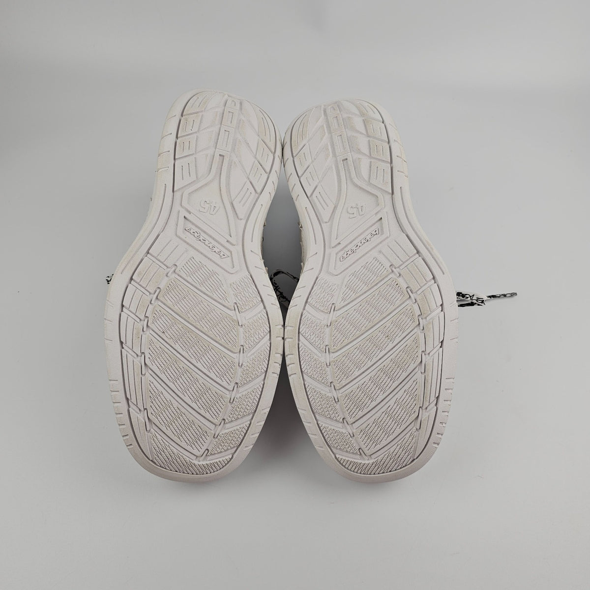BALENCIAGA Hamptons Medium $890 Men's White/Blue Sneakers New & Authentic