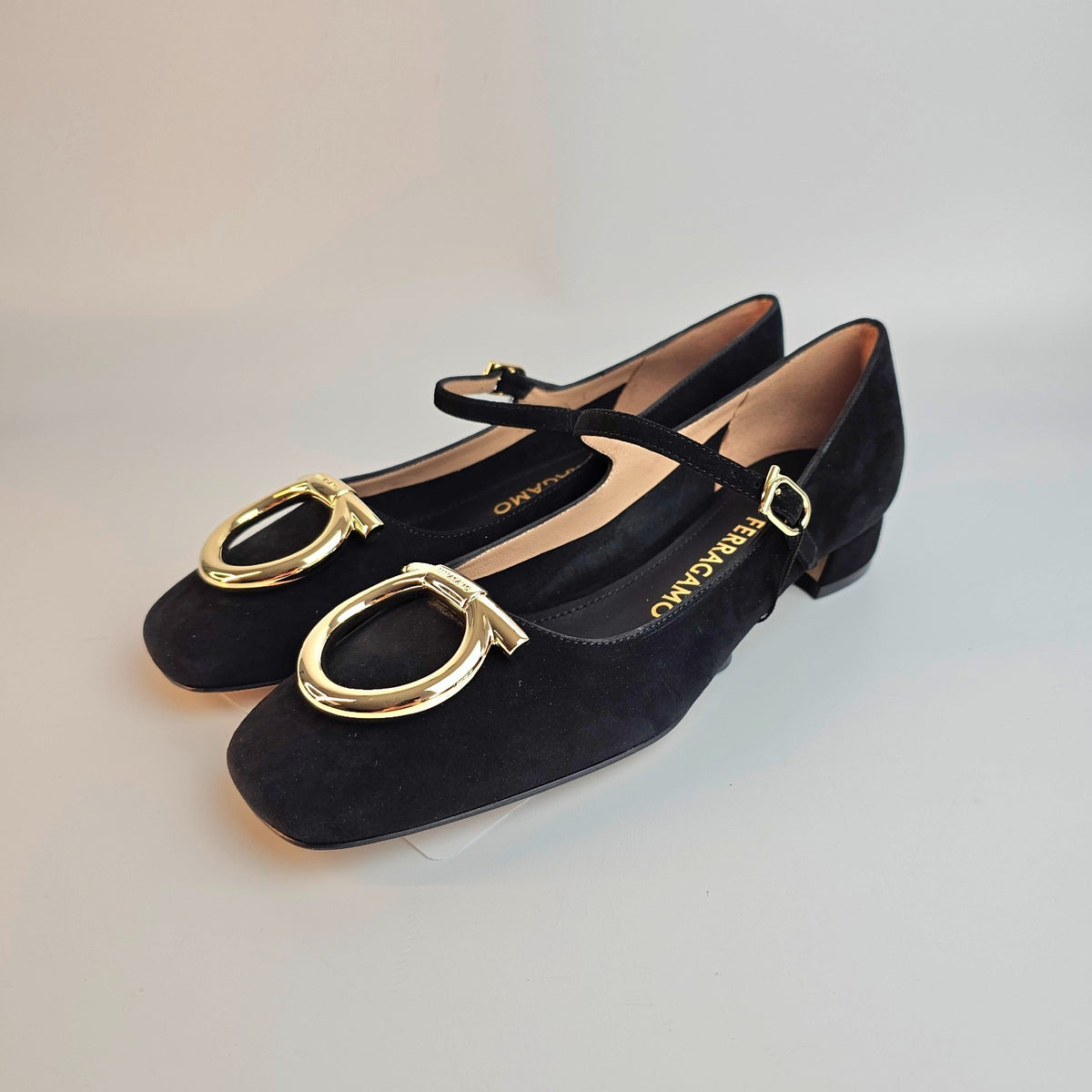 FERRAGAMO Mary Jane Marry 2 Gold/Black Suede Heeled Ballerina Pumps New