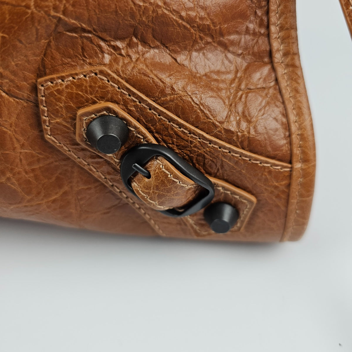 BALENCIAGA Le City Medium $2950 Camel Leather Handbag New & Authentic