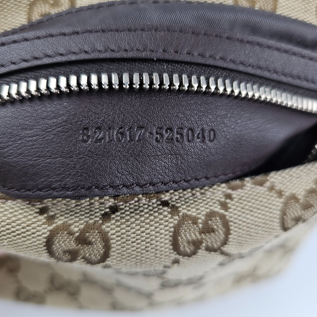 GUCCI $2250 Beige/Dark Brown GG Canvas Small Crossbody Bag New & Authentic