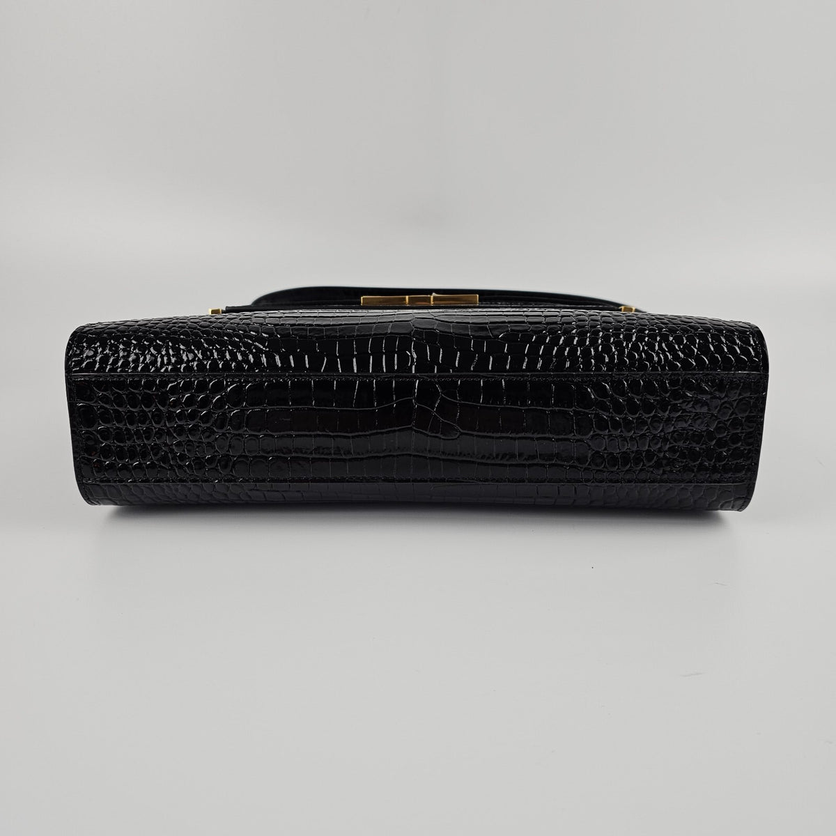 Saint Laurent Manhattan $3100 Black Embossed Leather Shoulder Bag New