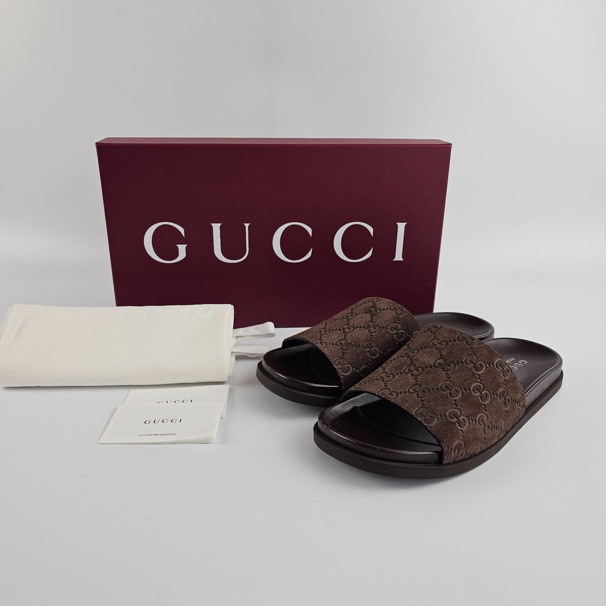 GUCCI $820 Men's Brown GG Suede Slide Sandals New & Authentic