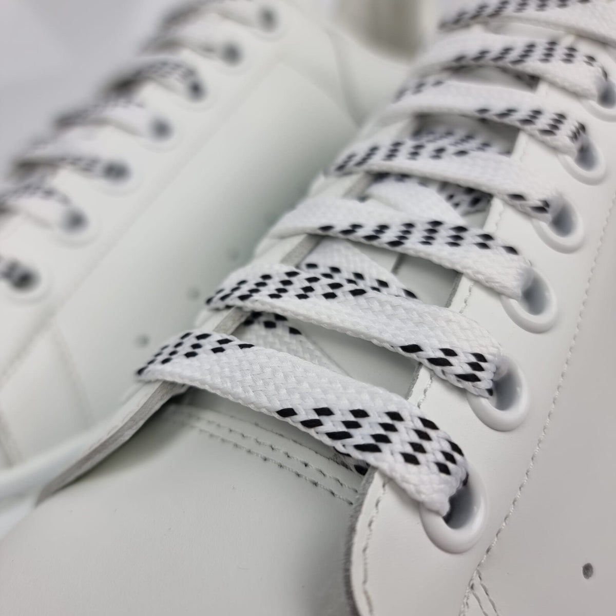 ALEXANDER MCQUEEN Larry Oversized White Leather Sneakers New Size 39 US 6
