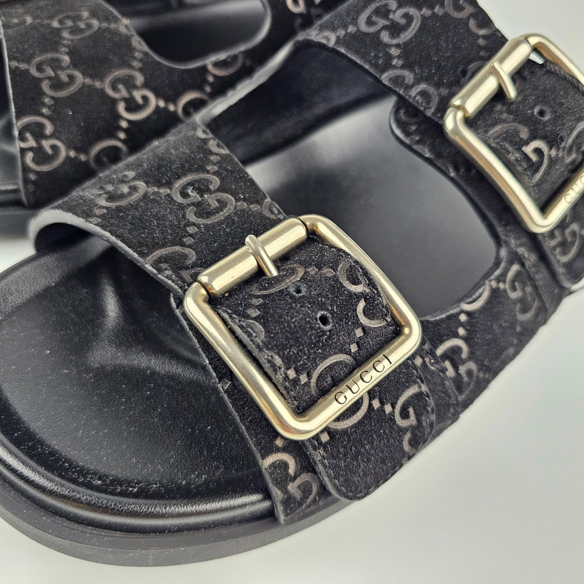 GUCCI $1050 Men's Black GG Suede Slide Sandals New & Authentic