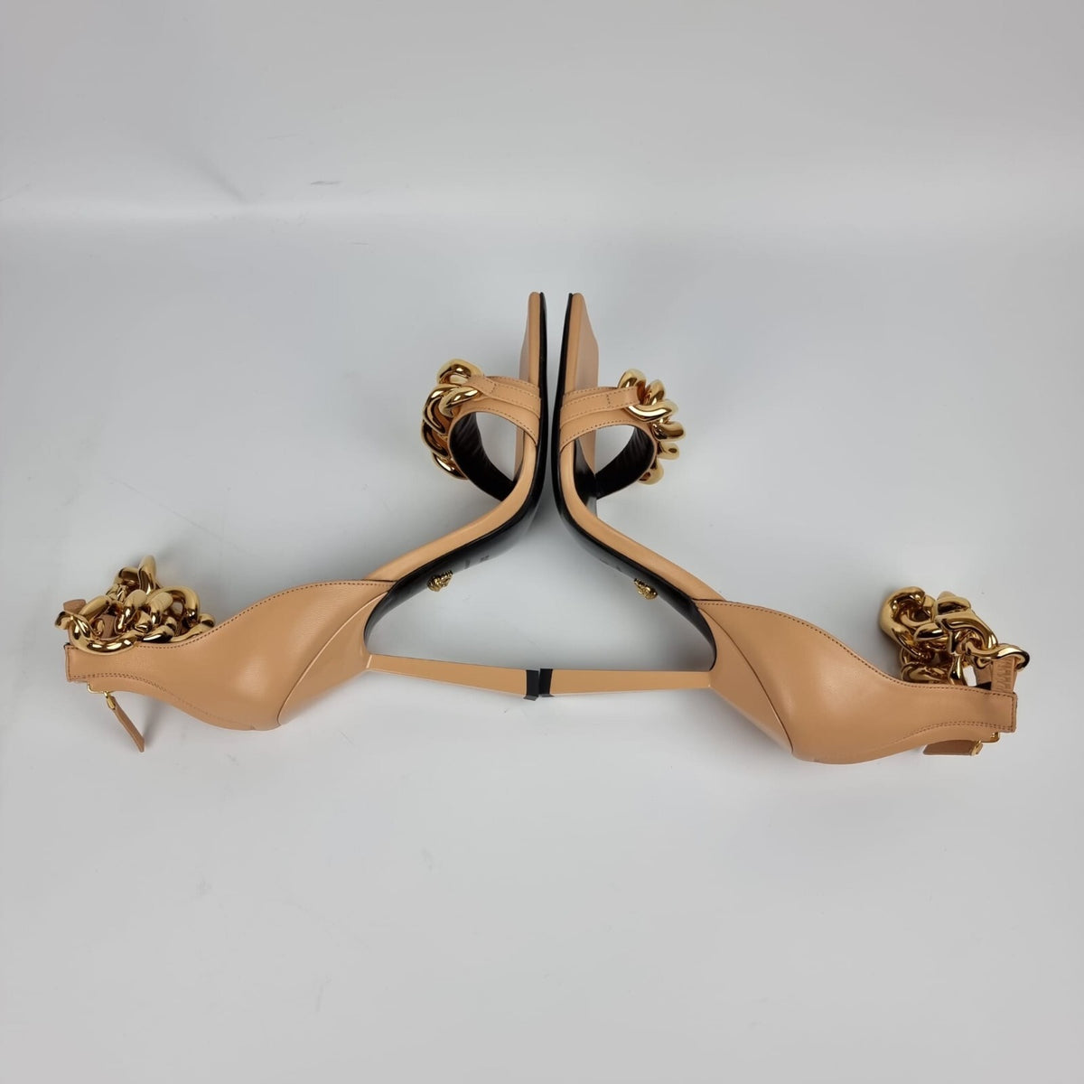 VERSACE 110mm Beige Gold Chain Strap Sandals New Size 38.5 US 8.5