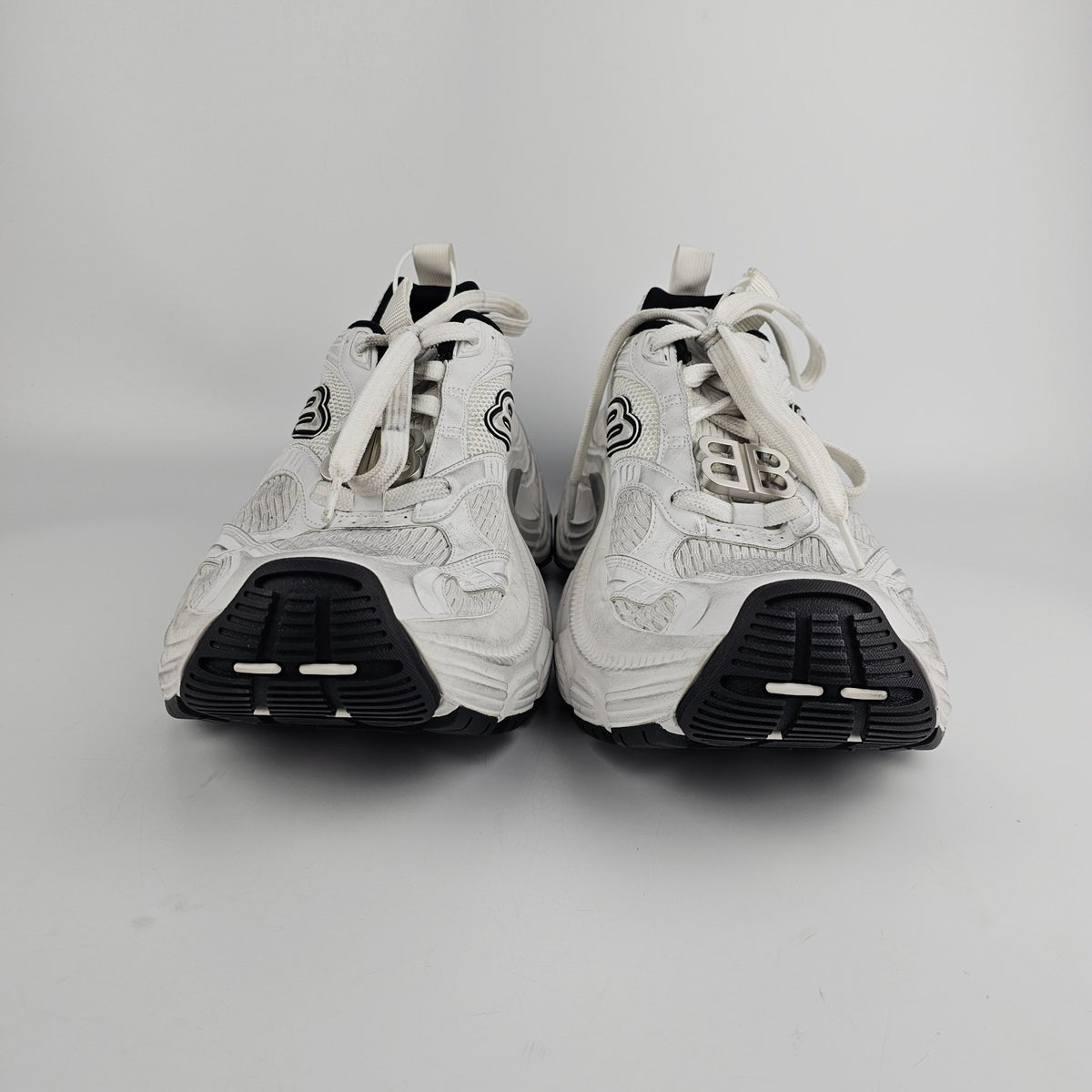 BALENCIAGA 6XL $1350 Men's White/Black Sneakers New & Authentic