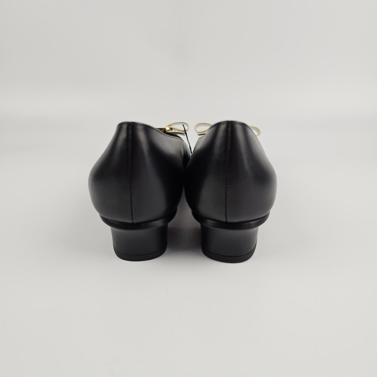 FERRAGAMO Vara Black Leather 35mm Heel Shoes New & Authentic