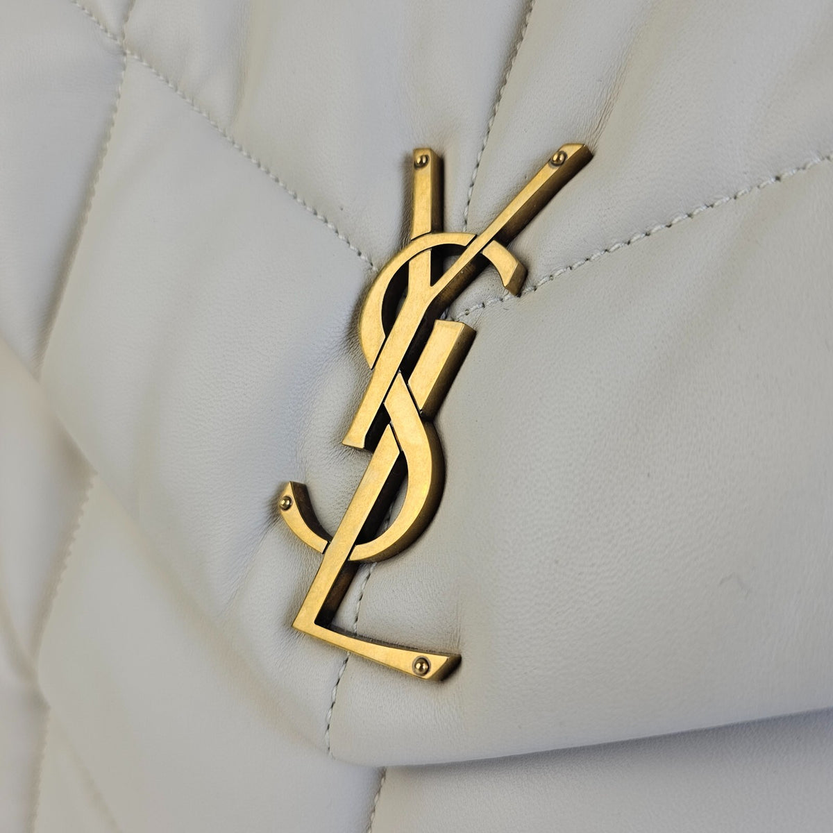 SAINT LAURENT Puffer Medium $3550 Blanc Vintage Nappa Leather Shoulder Bag New