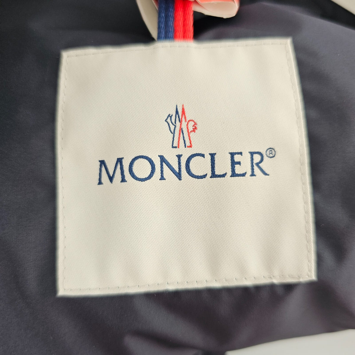 MONCLER Contrin $1130 Men's Navy Down Vest New