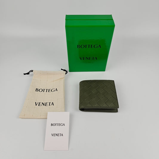 BOTTEGA VENETA Intrecciato $690 Green Bi-Fold Wallet New & Authentic