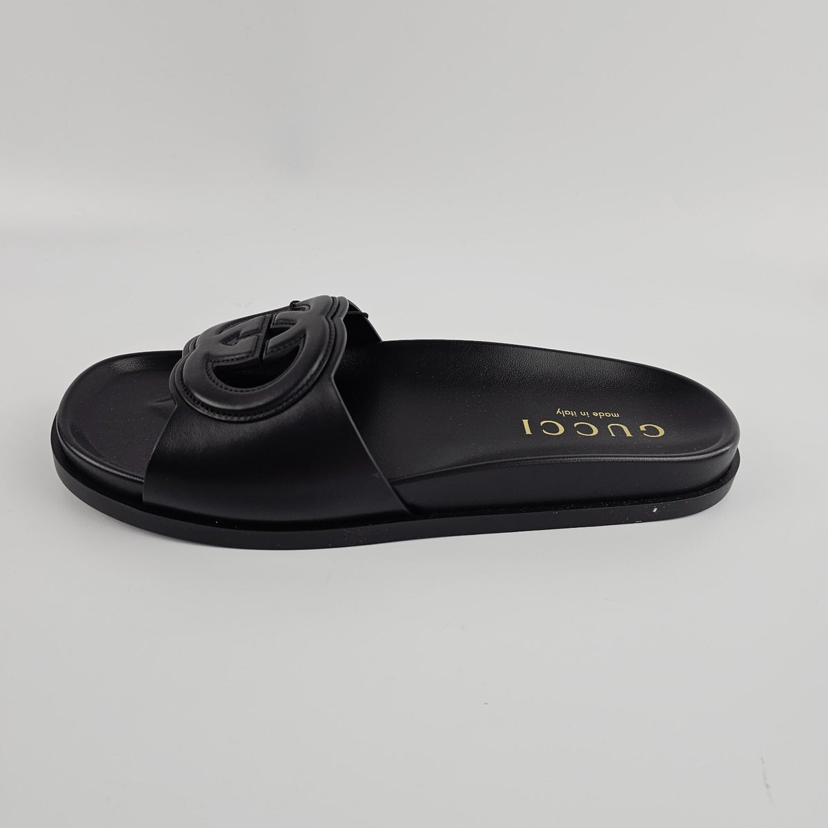 GUCCI Interlocking G $920 Black Leather Sandals New & Authentic