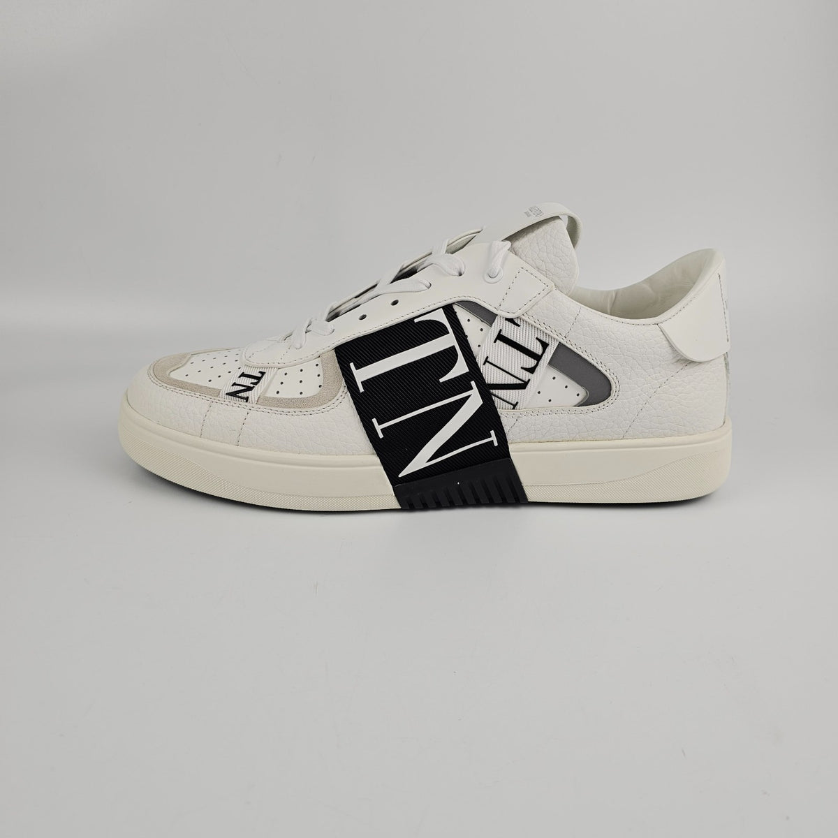 VALENTINO GARAVANI VL7N White Sneakers New And Authentic