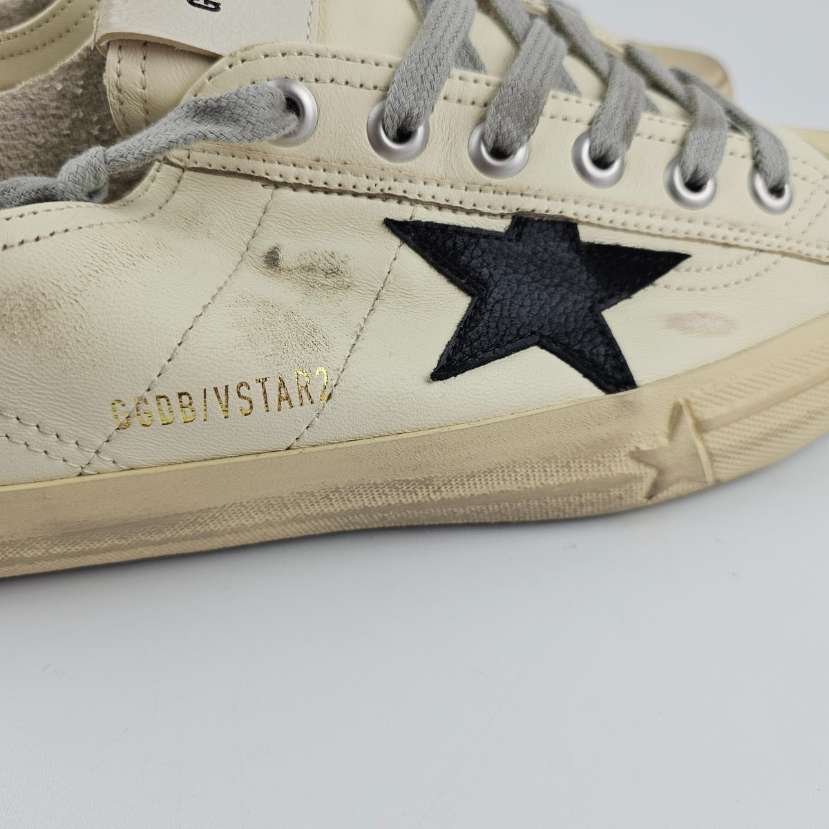GOLDEN GOOSE V Star 2 Men's Beige/Black Sneakers New